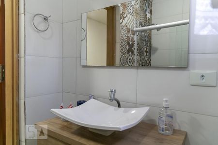 Casa à venda com 300m², 4 quartos e 5 vagasBanheiro da suíte 1