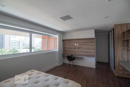 Apartamento para alugar com 83m², 1 quarto e 1 vaga