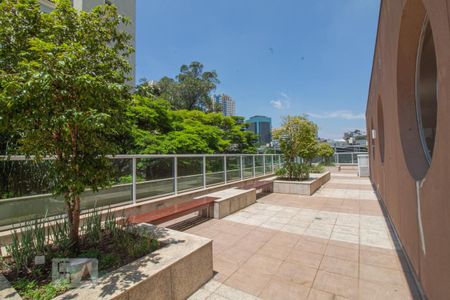 Apartamento para alugar com 83m², 1 quarto e 1 vaga