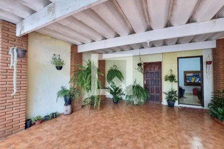 Casa para alugar com 153m², 2 quartos e 3 vagasQuintal