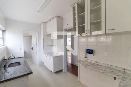 Apartamento para alugar com 130m², 3 quartos e 1 vaga Apartamento para alugar com 130m², 3 quartos e 1 vagaCozinha