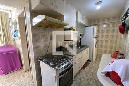 Apartamento à venda com 90m², 2 quartos e 1 vagaCozinha
