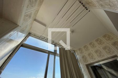 Apartamento à venda com 90m², 2 quartos e 1 vagaÁrea de Serviço