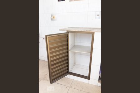 Apartamento à venda com 140m², 3 quartos e 1 vaga Apartamento à venda com 140m², 3 quartos e 1 vagaDetalhe da área de serviço