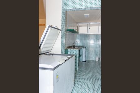 Apartamento à venda com 140m², 3 quartos e 1 vaga Apartamento à venda com 140m², 3 quartos e 1 vagaÁrea comum - salão de festas (cozinha)
