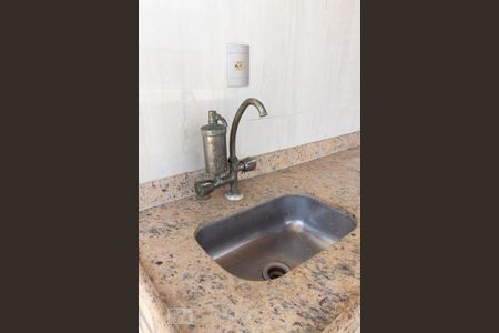 Apartamento à venda com 140m², 3 quartos e 1 vaga Apartamento à venda com 140m², 3 quartos e 1 vagaDetalhe da pia (cobertura)