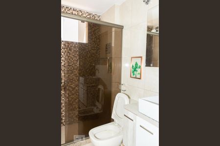 Apartamento à venda com 140m², 3 quartos e 1 vaga Apartamento à venda com 140m², 3 quartos e 1 vagaBanheiro 1