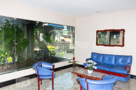 Apartamento à venda com 140m², 3 quartos e 1 vaga Apartamento à venda com 140m², 3 quartos e 1 vagaÁrea comum - hall de entrada