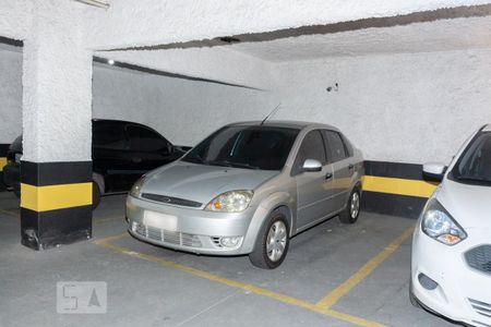 Apartamento à venda com 140m², 3 quartos e 1 vaga Apartamento à venda com 140m², 3 quartos e 1 vagaÁrea comum - garagem (vaga do apartamento)