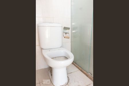 Apartamento à venda com 140m², 3 quartos e 1 vaga Apartamento à venda com 140m², 3 quartos e 1 vagaDetalhe do banheiro 2 (cobertura)