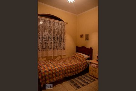 Casa à venda com 240m², 3 quartos e 5 vagasQuarto 2