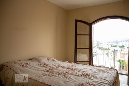 Casa à venda com 240m², 3 quartos e 5 vagasQuarto 1