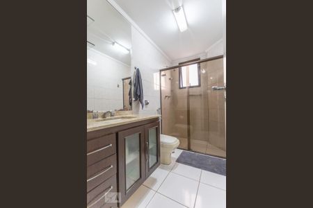 Apartamento à venda com 93m², 2 quartos e 3 vagas Apartamento à venda com 93m², 2 quartos e 3 vagasBanheiro Suíte