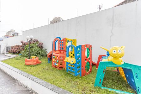 Apartamento à venda com 93m², 2 quartos e 3 vagas Apartamento à venda com 93m², 2 quartos e 3 vagasÁrea Comum - Playground