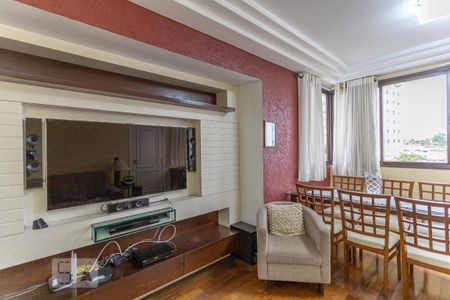 Apartamento à venda com 93m², 2 quartos e 3 vagas Apartamento à venda com 93m², 2 quartos e 3 vagasSala