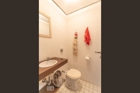 Apartamento à venda com 93m², 2 quartos e 3 vagas Apartamento à venda com 93m², 2 quartos e 3 vagasLavabo