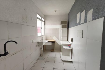 Apartamento para alugar com 46m², 2 quartos e 1 vaga Apartamento para alugar com 46m², 2 quartos e 1 vagaCozinha e Área de Serviço