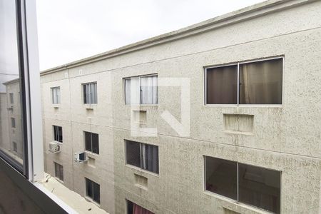 Vista Sala de apartamento para alugar com 2 quartos, 46m² em Santos Dumont, São Leopoldo