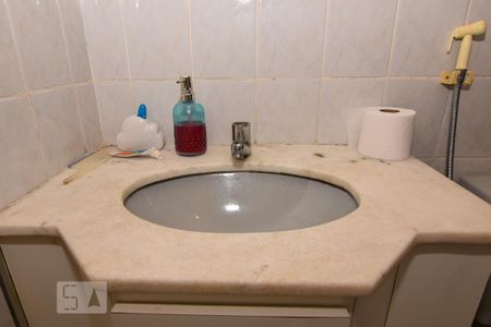 Apartamento para alugar com 174m², 3 quartos e 2 vagasBanheiro