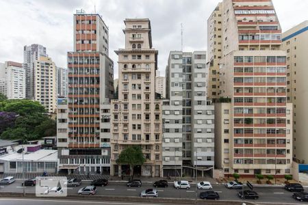 Apartamento à venda com 80m², 1 quarto e 1 vagaFachada