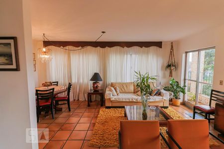 Salas de casa à venda com 3 quartos, 380m² em Rolinópolis, São Paulo