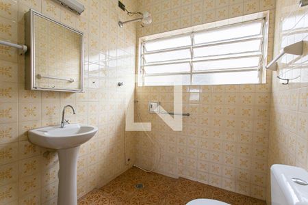 Casa à venda com 140m², 2 quartos e 2 vagasBanheiro