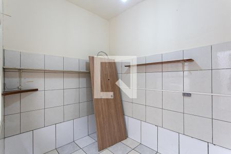 Casa à venda com 140m², 2 quartos e 2 vagasQuarto de Serviço