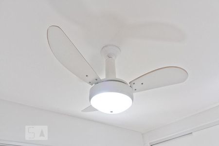 Suíte de apartamento à venda com 3 quartos, 60m² em Parque Maria Domitila, São Paulo