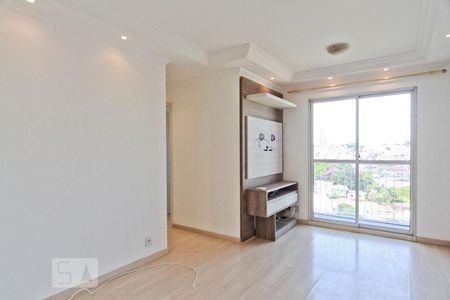 Sala de apartamento à venda com 3 quartos, 60m² em Parque Maria Domitila, São Paulo