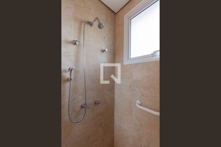 Apartamento à venda com 308m², 5 quartos e 5 vagasSuíte 3 - banheiro