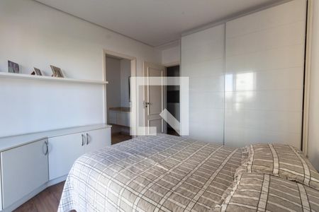 Apartamento à venda com 308m², 5 quartos e 5 vagasSuíte 2