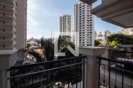 Apartamento à venda com 308m², 5 quartos e 5 vagasSuíte 3 - varanda