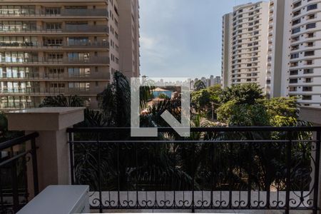 Suíte 1 - varanda de apartamento à venda com 5 quartos, 308m² em Vila Mariana, São Paulo