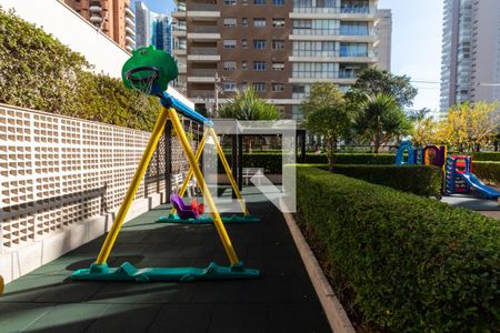 Apartamento à venda com 308m², 5 quartos e 5 vagasPlayground