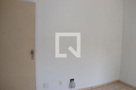 Apartamento à venda com 76m², 3 quartos e 1 vagaQuarto 2