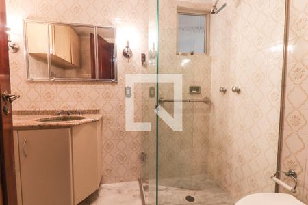 Apartamento para alugar com 206m², 3 quartos e 2 vagas Apartamento para alugar com 206m², 3 quartos e 2 vagasBanheiro da Suíte