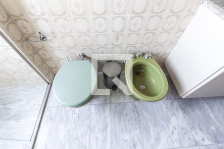 Apartamento para alugar com 206m², 3 quartos e 2 vagas Apartamento para alugar com 206m², 3 quartos e 2 vagasBanheiro Social