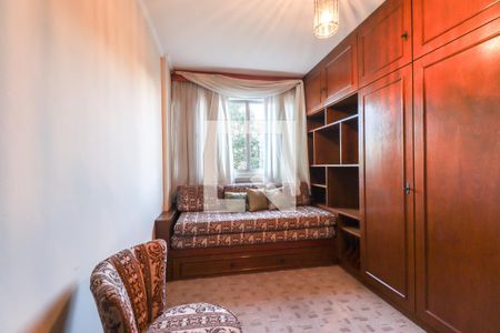 Apartamento para alugar com 206m², 3 quartos e 2 vagas Apartamento para alugar com 206m², 3 quartos e 2 vagasQuarto 3