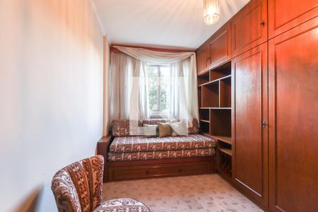Apartamento para alugar com 206m², 3 quartos e 2 vagas Apartamento para alugar com 206m², 3 quartos e 2 vagasQuarto 3