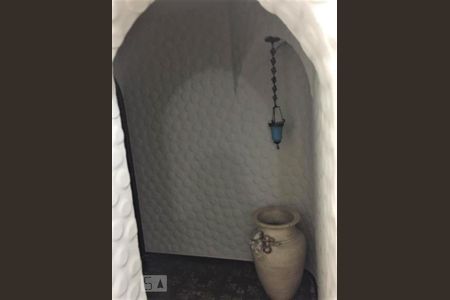 Corredor de casa à venda com 4 quartos, 600m² em Jardim Guedala, São Paulo