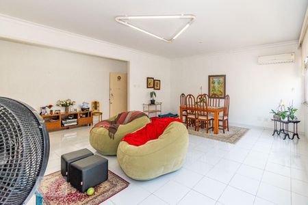 Sala de apartamento à venda com 4 quartos, 182m² em Copacabana, Rio de Janeiro
