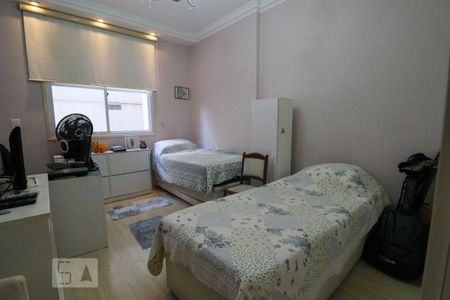 Apartamento à venda com 160m², 3 quartos e 1 vagaQuarto 2