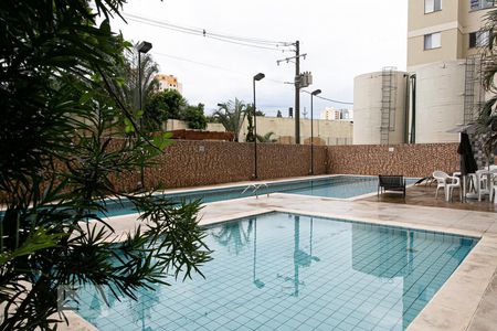 Apartamento à venda com 65m², 2 quartos e 1 vagaÁrea comum - Piscina
