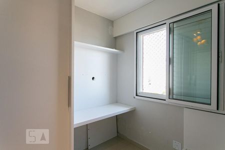 Apartamento à venda com 65m², 2 quartos e 1 vagaQuarto