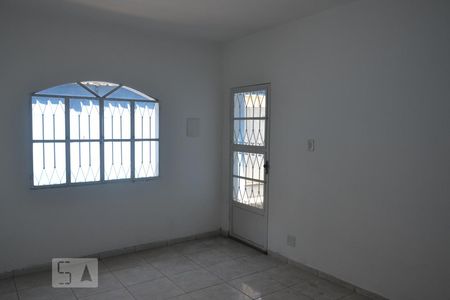 Sala de casa para alugar com 2 quartos, 80m² em Centro, São Gonçalo