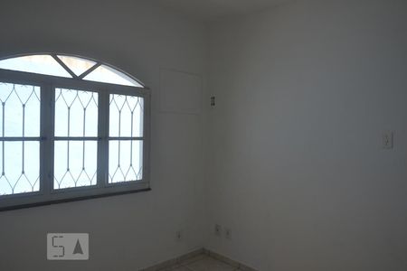 Quarto de casa para alugar com 2 quartos, 80m² em Centro, São Gonçalo