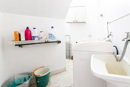 Casa à venda com 451m², 4 quartos e 5 vagasÁrea de Serviço