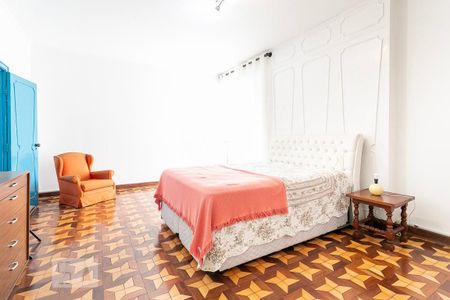 Casa à venda com 451m², 4 quartos e 5 vagasSuite 2