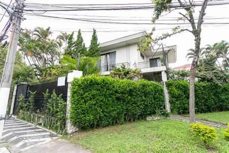 Casa à venda com 451m², 4 quartos e 5 vagasFachada