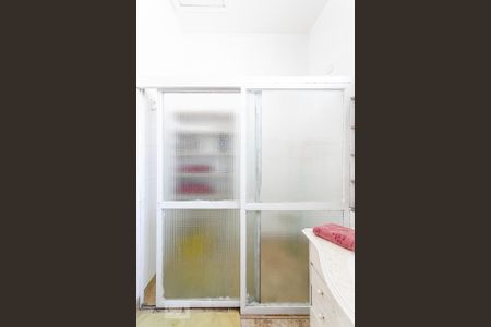 Casa à venda com 451m², 4 quartos e 5 vagasBanheiro da Suite 1